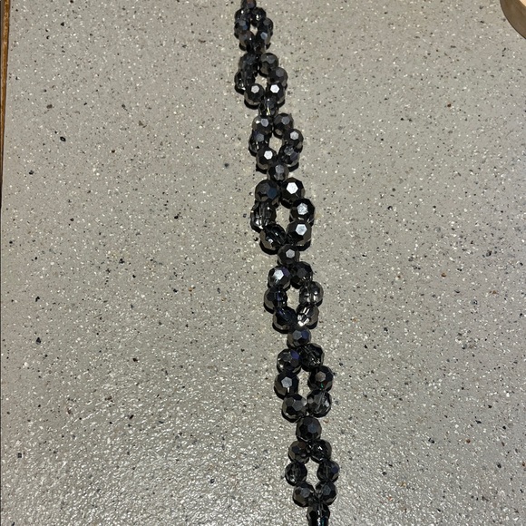 Elegant Silver Beaded Necklace - Picture 3 of 3